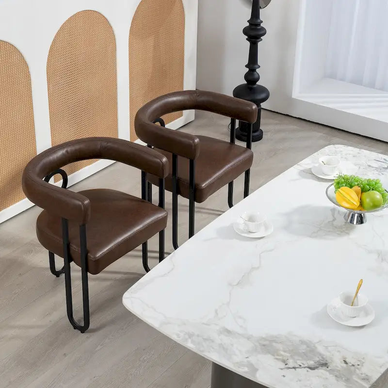 Lot de 2 chaises de salle à manger contemporaines en PU, chaise tonneau avec pieds en métal noir mat et coussin rond épaissi