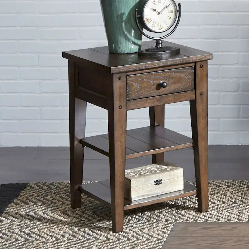 Table d'appoint en chêne brun rustique