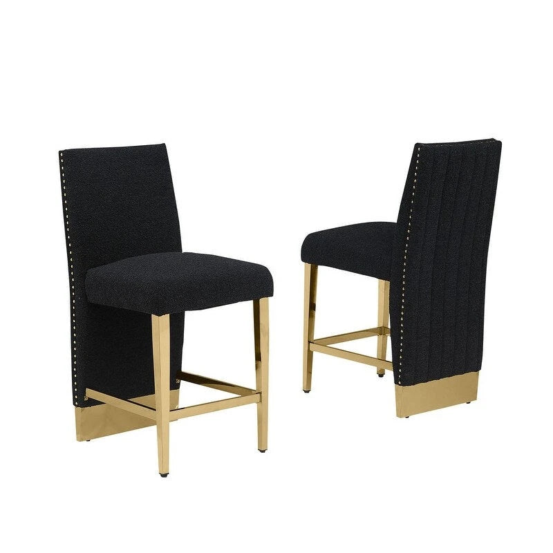 Chaise plissée avec bordure de clous chromés « Best Quality Furniture » - S.O.