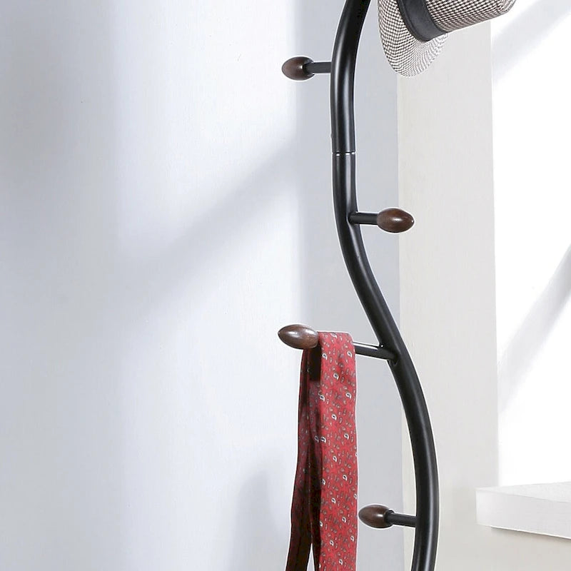 Porte-manteau sur pied moderne en métal noir et noyer pour l'organisation et le rangement de l'entrée